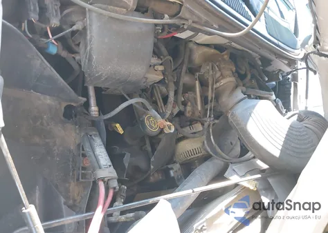 1999 Ford F-150 Lariat/Xl/Xlt from USA, damaged, VIN 1FTRX08L5XKA77981